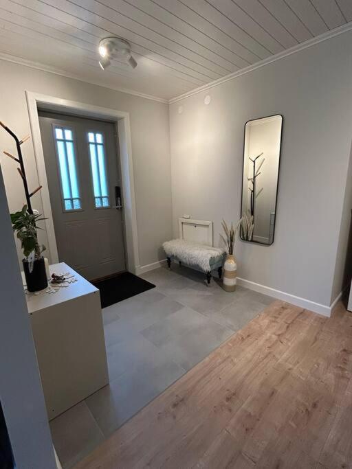 Ny Laegenhet I Vesene Ljung Exterior foto