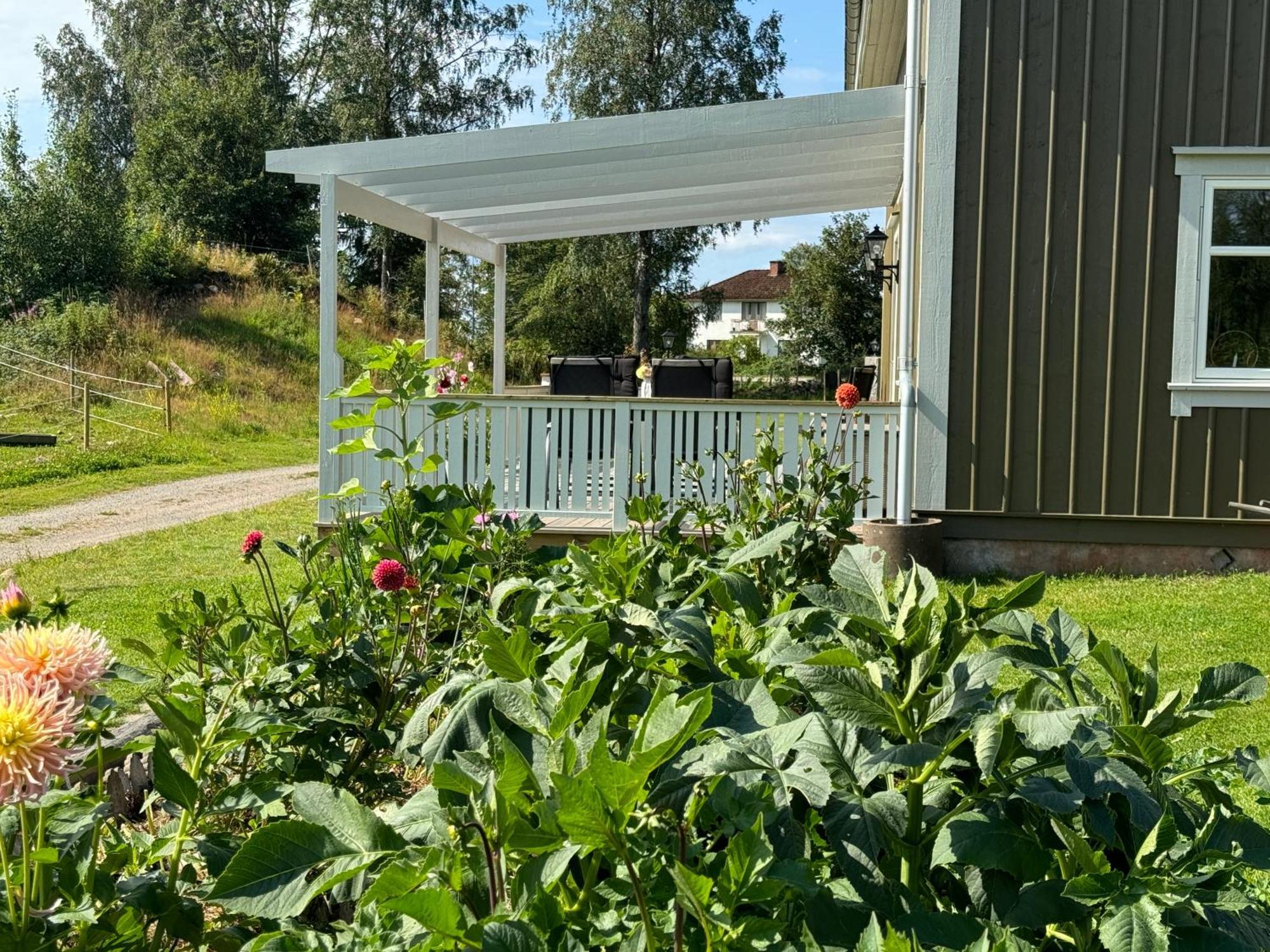 Ny Laegenhet I Vesene Ljung Exterior foto