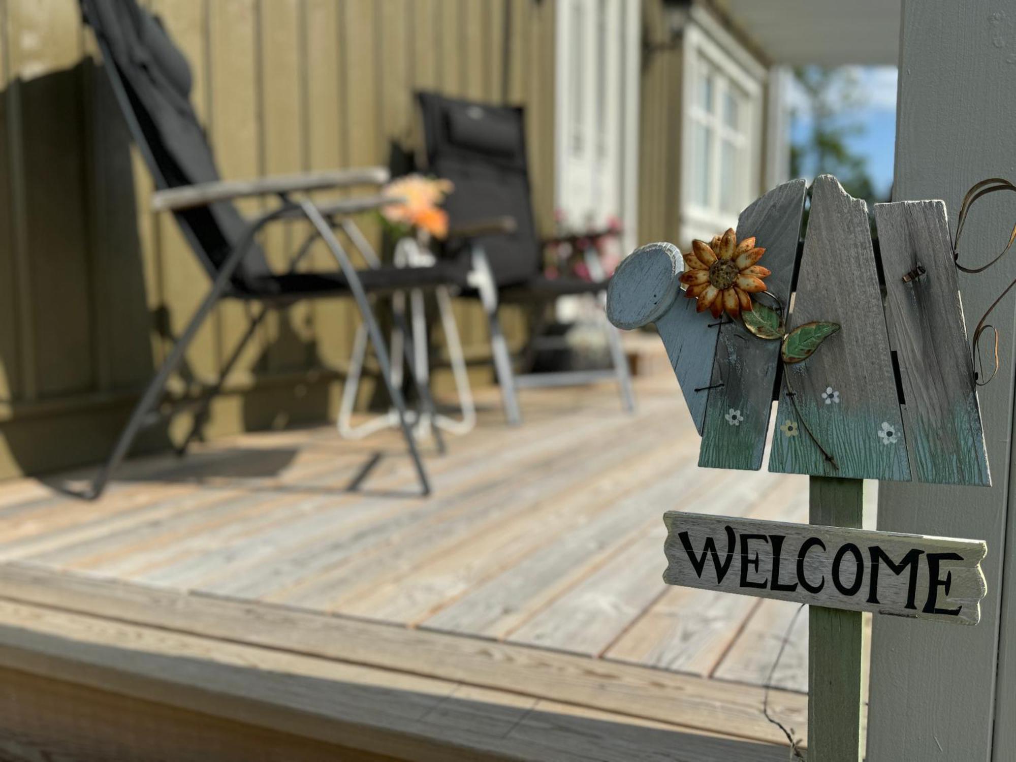 Ny Laegenhet I Vesene Ljung Exterior foto